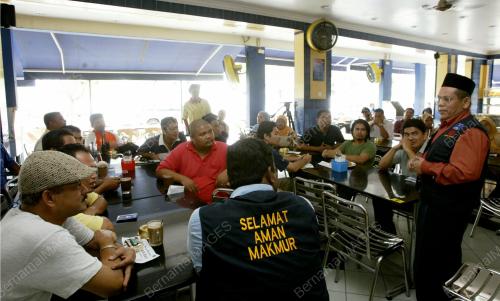 DATUK MOHD FATHIR DAUD