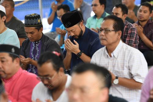 SOLAT HAJAT SUSULAN PERKEMBANGAN POLITIK SEMASA NEGARA