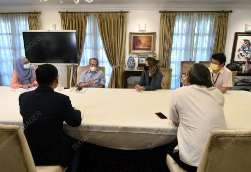 TAN SRI MUHYIDDIN YASSIN