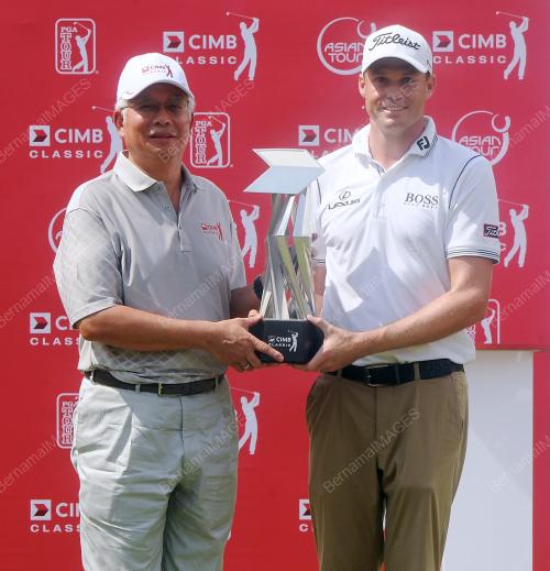 KL16_28102012_GOLF_CIMB_05