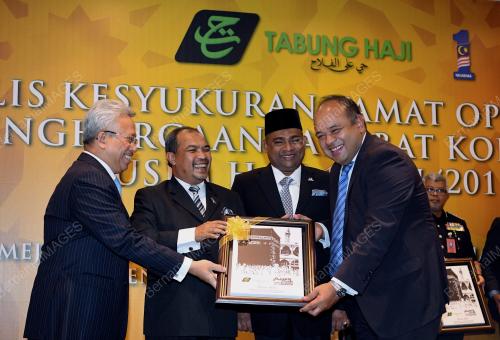 KL16_28112017_PENGHARGAAN_TABUNGHAJI_BN201711272636
