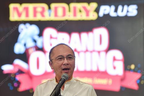 PERASMIAN MR. DIY PLUS