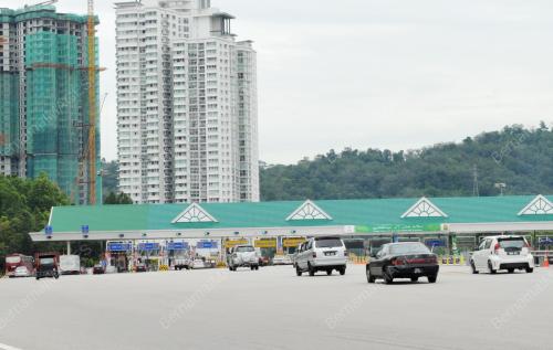 PLAZA TOL JALAN DUTA TERKAWAL