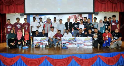 KL16_29112015_ROBATTLE