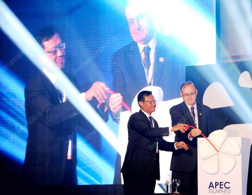 KL16_30032015_APEC