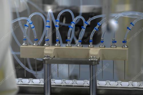 PEMBOTOLAN VAKSIN CANSINO DI SOLUTION BIOLOGICS SDN BHD