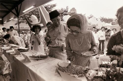 DATUK SERI DR. MAHATHIR BIN MOHAMAD