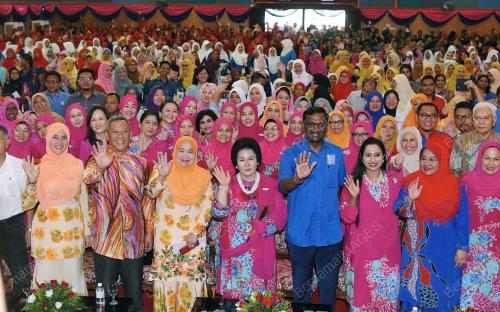 KL16_31032018_BAKTI_WANITA_BN201803303599