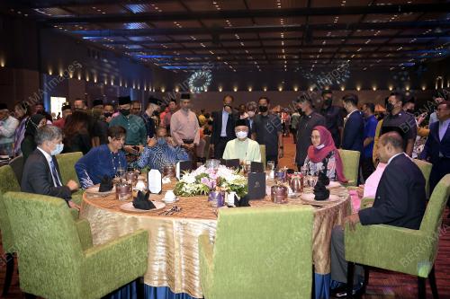DATUK SERI ISMAIL SABRI YAAKOB