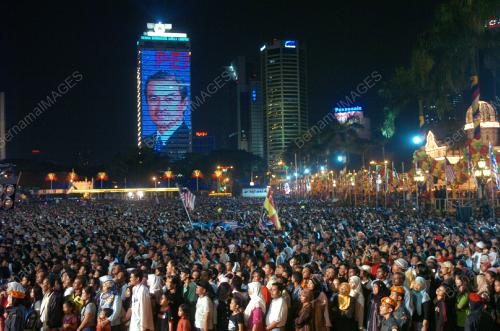 AMBANG KEMERDEKAAN KE-51