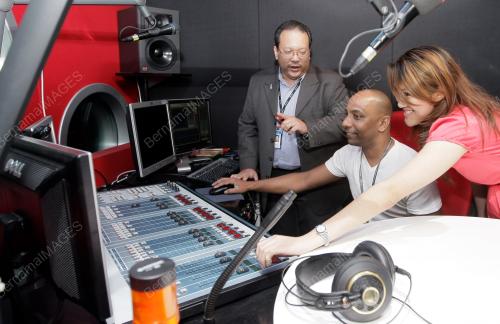 BERNAMA RADIO24