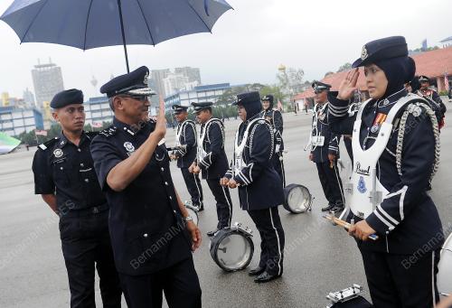 KL16_31122015_POLIS
