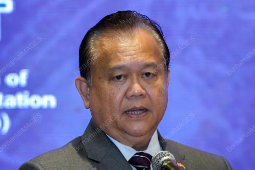 DATUK SERI ALEXANDER NANTA LINGGI