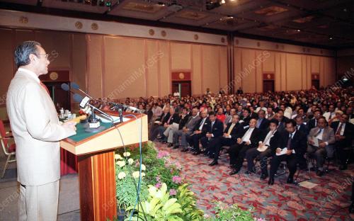 KL17-11_07_2000_DIALOG-MAHATHIR_11012016