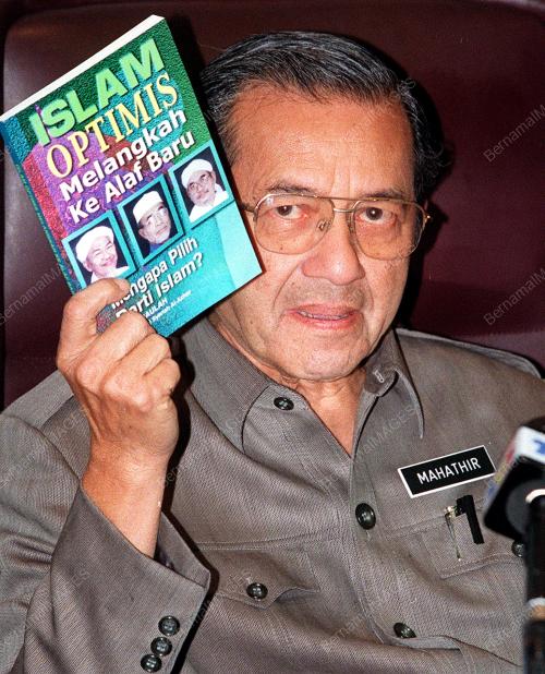 KL17-11_09_2000_PM-BUKU_PAS_13012016