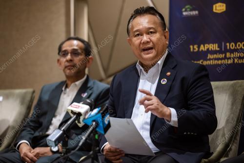 DATUK SERI ALEXANDER NANTA LINGGI