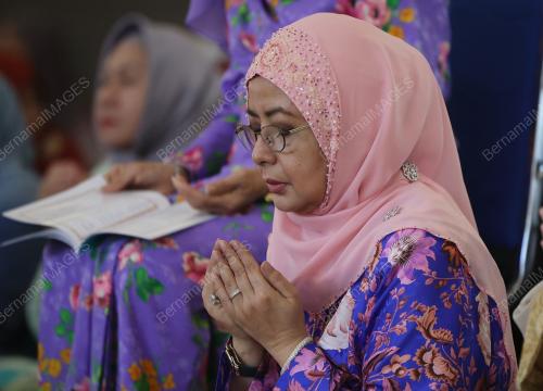 RAJA ZARITH SOFIAH