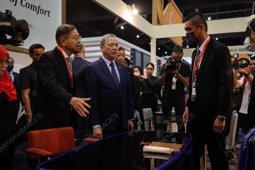 DATUK SERI FADILLAH YUSOF