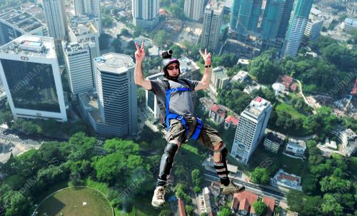 BASE JUMP