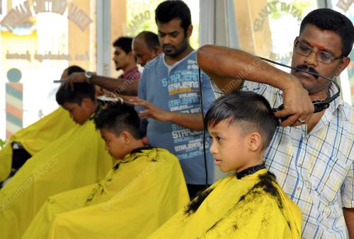 KL17_02012012_GUNTING_RAMBUT