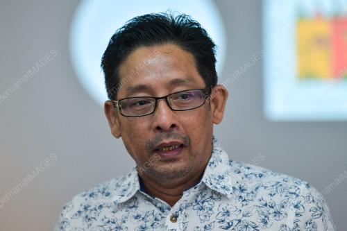 EDDIN KHOO