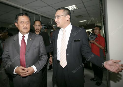 HISHAMMUDDIN TUN HUSSEIN