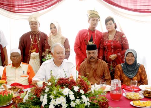 MOHD NAJIB TUN ABDUL RAZAK