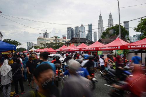 BAZAAR RAMADAN KAMPUNG BARU