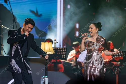 CAKRA KHAN