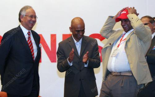 MOHD NAJIB TUN ABDUL RAZAK