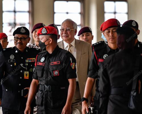 DATUK SERI NAJIB TUN RAZAK