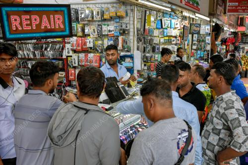TINJAUAN WARGA ASING