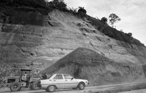 KL17_05032015_TANAH_RUNTUH