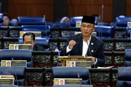DATUK DR MOHD NA'IM MOKHTAR