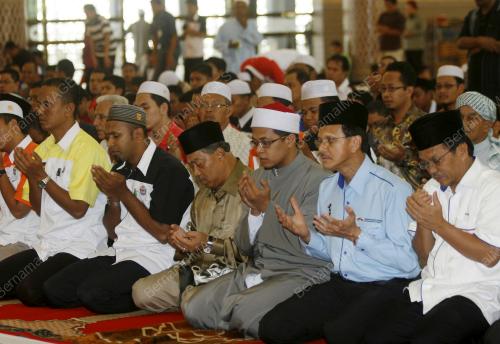 TAN SRI MUHYIDDIN YASSIN