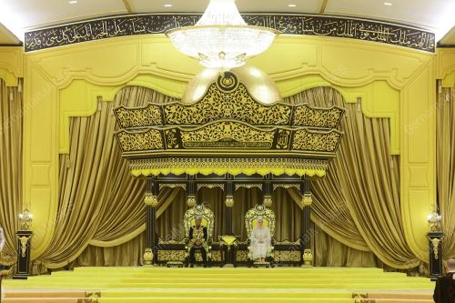 AL-SULTAN ABDULLAH RI'AYATUDDIN AL-MUSTAFA BILLAH SHAH