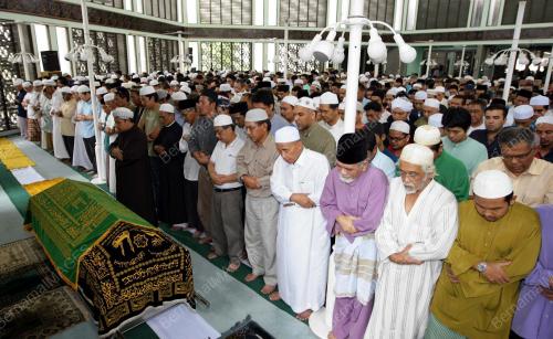 ABDUL SAMAD ISMAIL