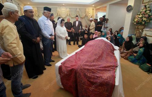KL17_05102017_JENAZAH_BN201710047479