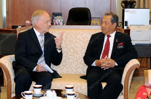 KL17_05112012_TPM_KUNJUNGAN