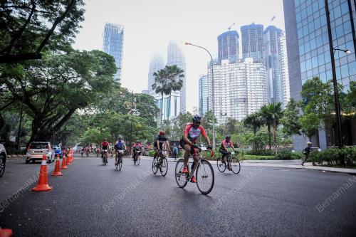 KL17_05112017_OCBC_BN201711030301