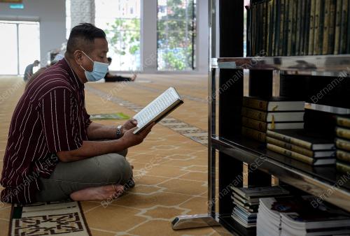 WORLD QURAN HOUR