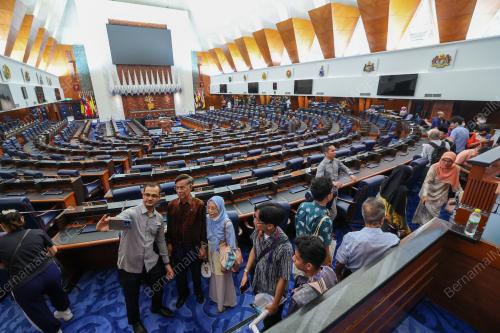 HARI TERBUKA PARLIMEN MALAYSIA
