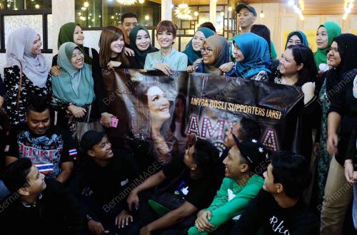 KL17_06062016_AMYRA