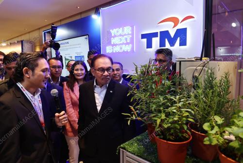 DATUK SERI ANWAR IBRAHIM