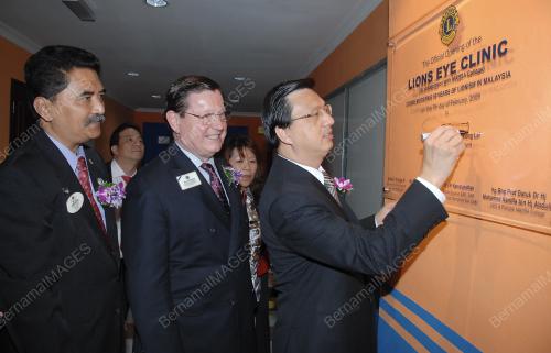 LIOW TIONG LAI
