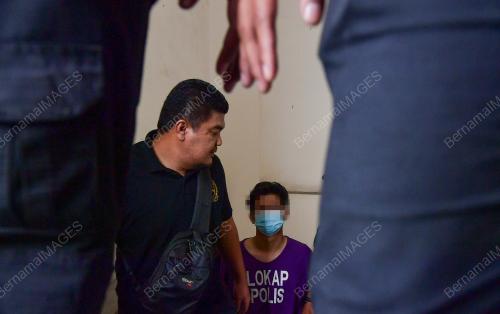 SAMBUNG REMAN IBU BAPA ZAYN RAYYAN