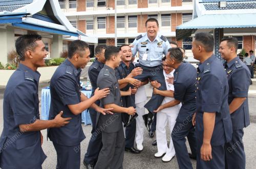 PENERIMA SAYAP JURUMALIM DAN JURUTERA PENERBANGAN