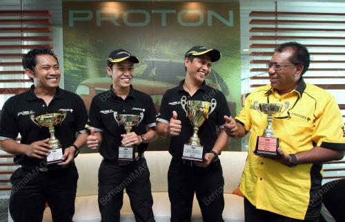 PROTON R3 RALLY TEAM