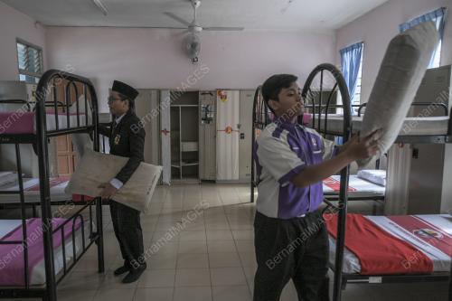 KL17_08012019_DAFTAR_BN201901077575