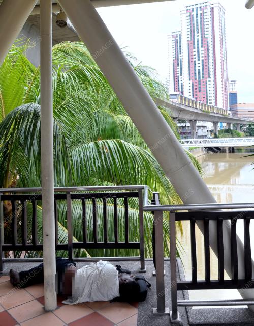 KL17_08042012_TIDUR